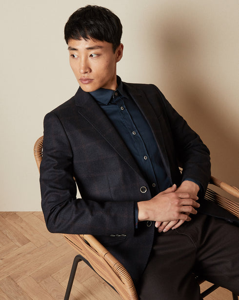 <P>Otta - 2 / White</P>