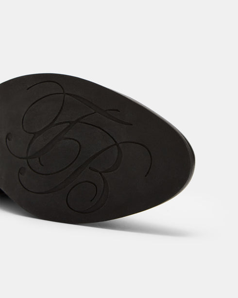 <P>Homada - 40 / Black</P>