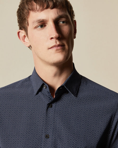 <P>O Print Shirt</P>