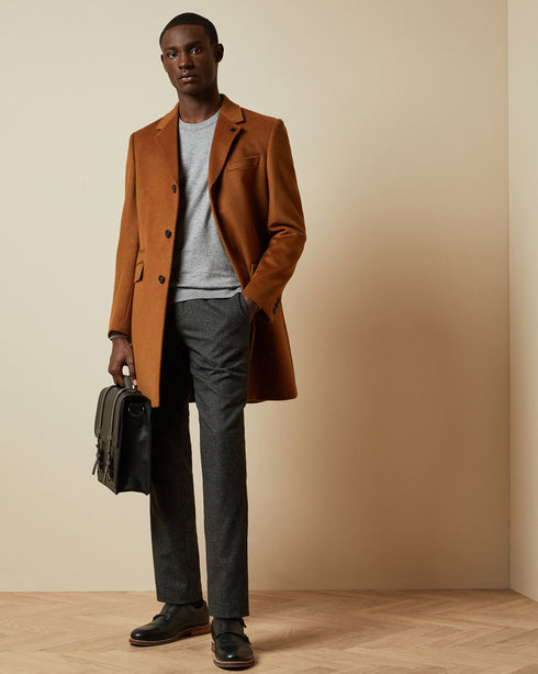 <P>Store And Travel With All Of Your Important Work Essentials With This Ted Baker Giiza Bag.</P>
<P>This Document Bag Com...