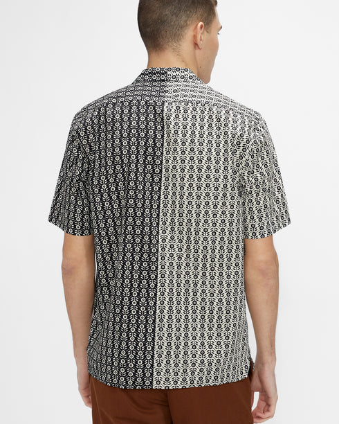 <P>Ss Flower Geo Mash Up Shirt</P>