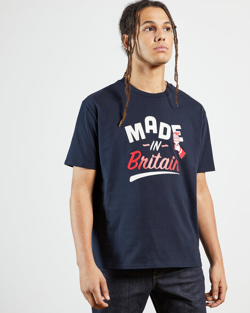 <P Class="Description">Its Casual. Have Some Fun In The Best-Of-British Newingtn T-Shirt. Versatile Enough For Jeans Or Jo...