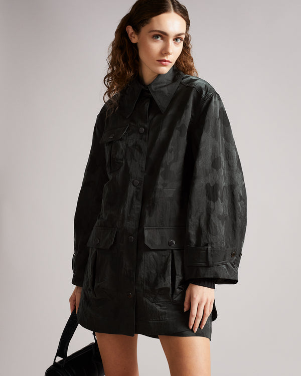 <P><Span Style="Text-Decoration: Underline;">Camo Jacquard Hunting Jacket</Span></P>
<P>The Thrill Of The Chase, You‚Ä𬮬...