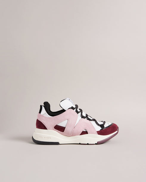 <P>Ghillie Trainer</P>