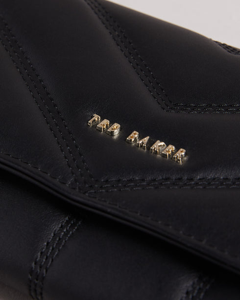 AYVE - Ted Baker Small good