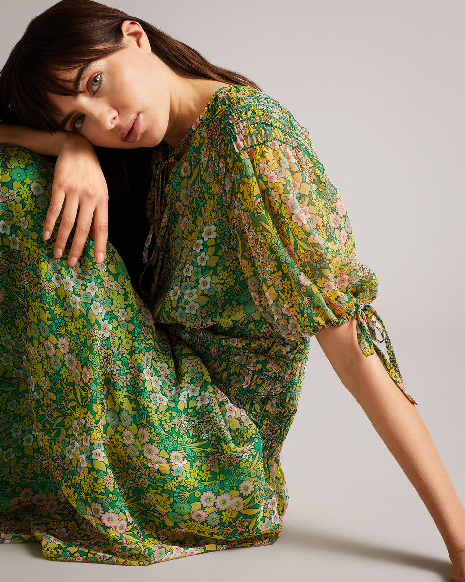 URSILLE Retro Ditsy Floral Smock Midi Dress | Ted Baker Croatia Ted Baker London - Croatia URSILLE Retro Ditsy Floral Smock Midi Dress | Ted Baker Croatia Ted Baker London - Croatia