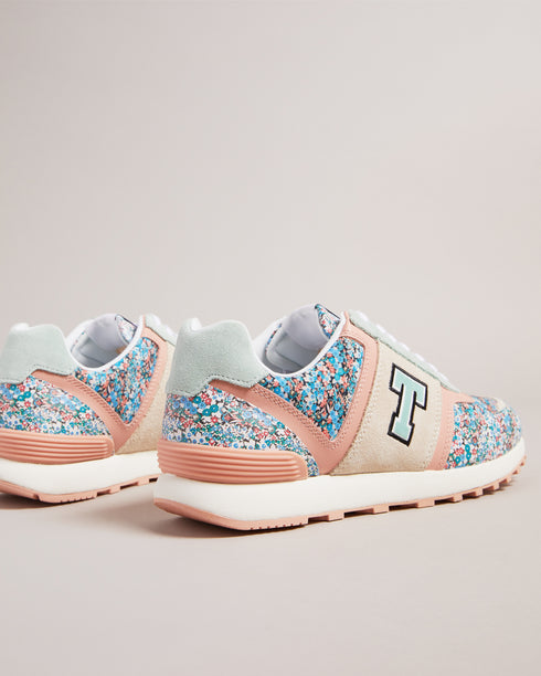 <P>Flirty Texture Retro Trainer</P>