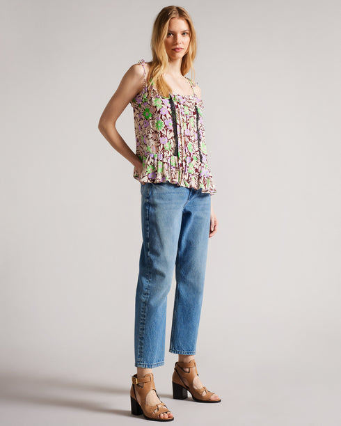 <P>Straight Leg Denim</P>