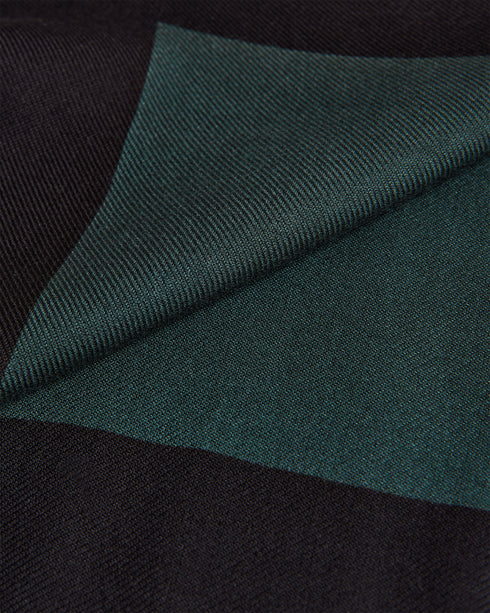 <P>Light Weight 120X120Cm Silk/Wool Mix Scarf</P>