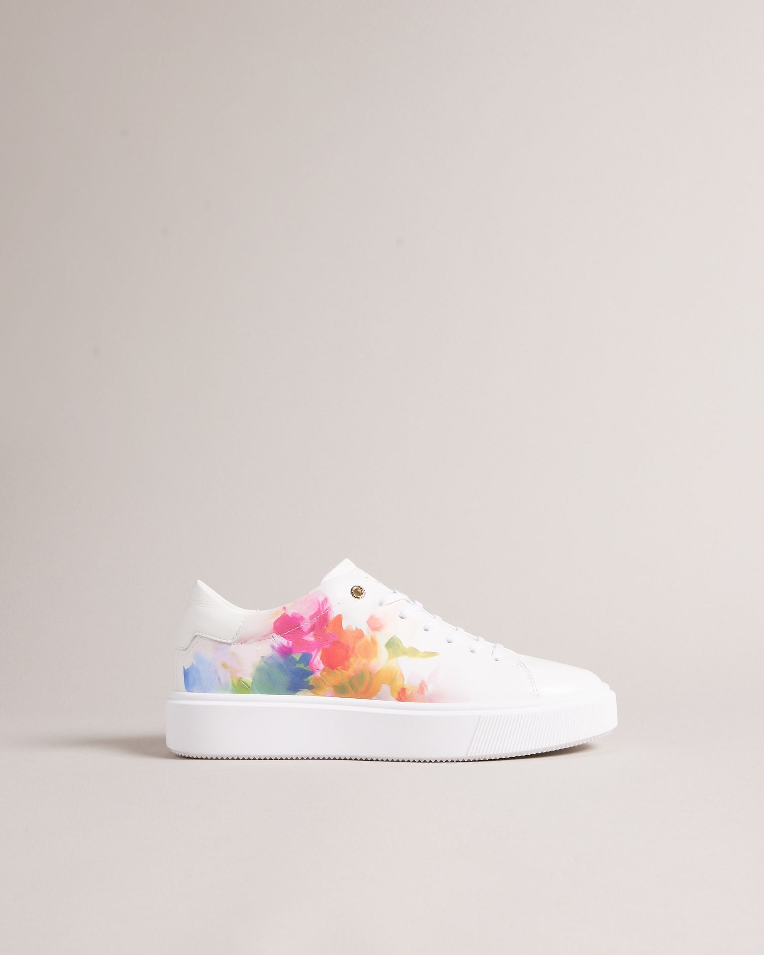 Fashion Trainers Ted Baker Lennei Floral Trainers In Ivory White